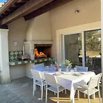 Villa Belle Typique Du Sud Avec Grande Piscine Assas